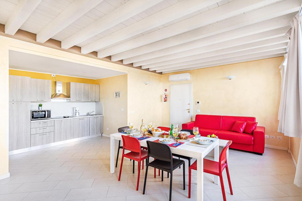 Corte Benaco By Wonderful Italy Toscolano Maderno Bagian luar foto