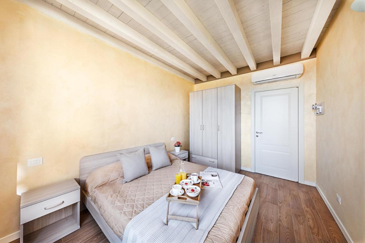 Corte Benaco By Wonderful Italy Toscolano Maderno Bagian luar foto