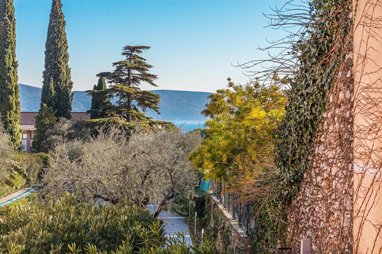 Corte Benaco By Wonderful Italy Toscolano Maderno Bagian luar foto