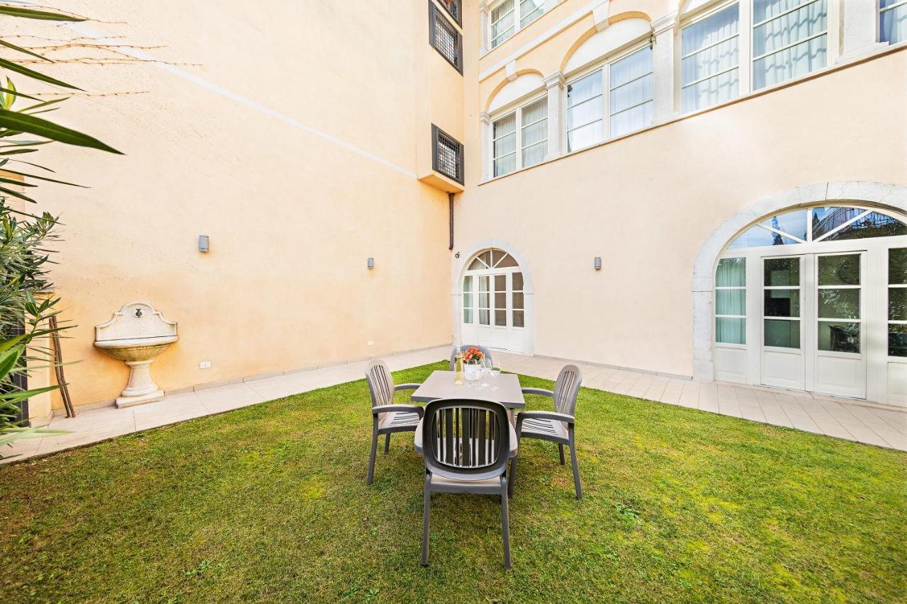 Corte Benaco By Wonderful Italy Toscolano Maderno Bagian luar foto